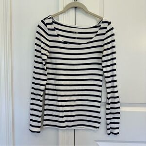 GAP Long Sleeve Modern Scoop Neck Navy Stripe size XS